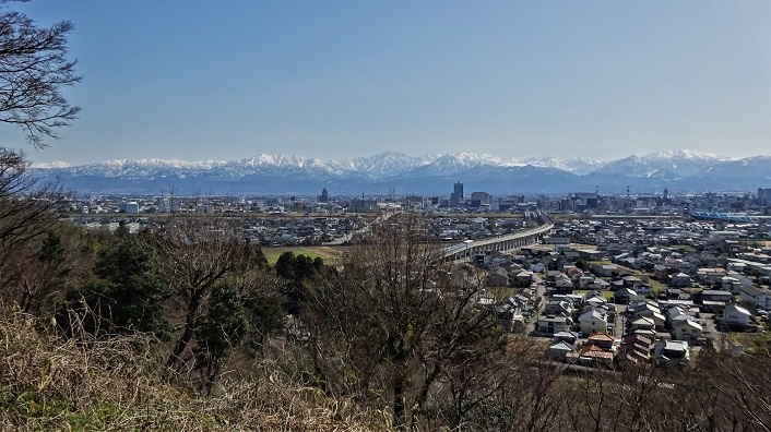 呉羽山